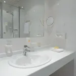 酒店 亨内夫欧罗公园酒店 亨内夫
