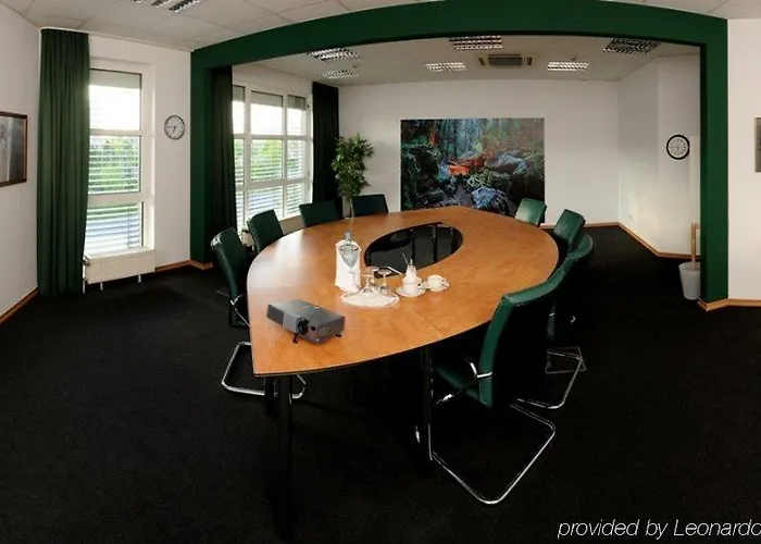 Отель Euro Park