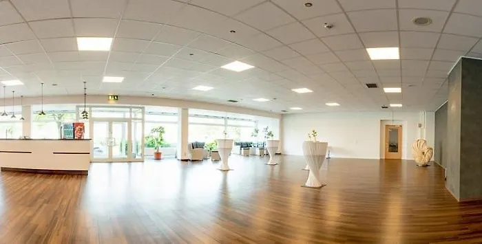 يورو بارك هينيف هيننف